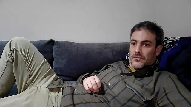 basquehotboy online show from 17, 2, 2025