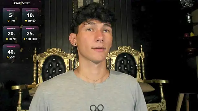 Snapshot of Alexx_tc chatting on 3, 12, 2024 Alexx tc online show from 3, 12, 2024