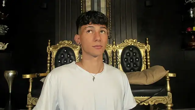 Snapshot of Alexx_tc chatting on 6, 12, 2024 Alexx tc online show from 6, 12, 2024