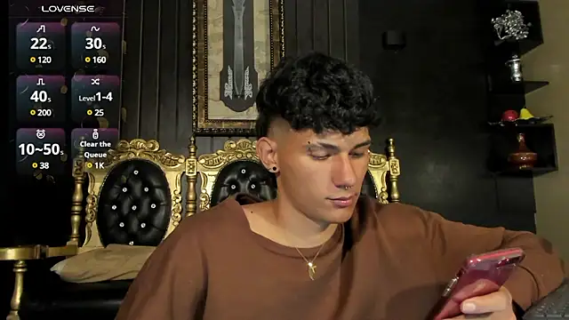 Snapshot of Alexx_tc chatting on 6, 12, 2024 Alexx tc online show from 6, 12, 2024