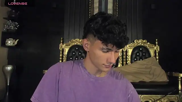 Snapshot of Alexx_tc chatting on 10, 12, 2024 Alexx tc online show from 10, 12, 2024