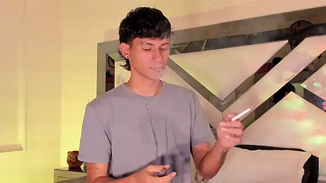 Snapshot of Alexx_tc chatting on 7, 2, 2025 Alexx tc online show from 7, 2, 2025