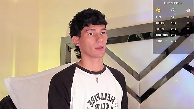 Snapshot of Alexx_tc chatting on 13, 2, 2025 Alexx tc online show from 13, 2, 2025