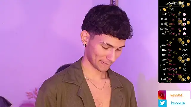 Snapshot of Alexx_tc chatting on 31, 10, 2025 Alexx tc online show from 31, 10, 2025