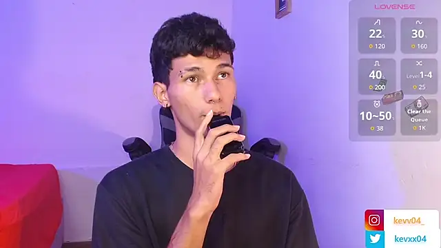 Snapshot of Alexx_tc chatting on 12, 11, 2025 Alexx tc online show from 12, 11, 2025