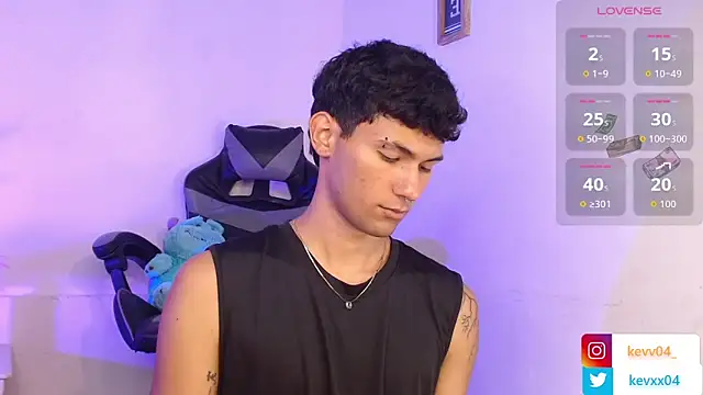 Snapshot of Alexx_tc chatting on 20, 11, 2025 Alexx tc online show from 20, 11, 2025