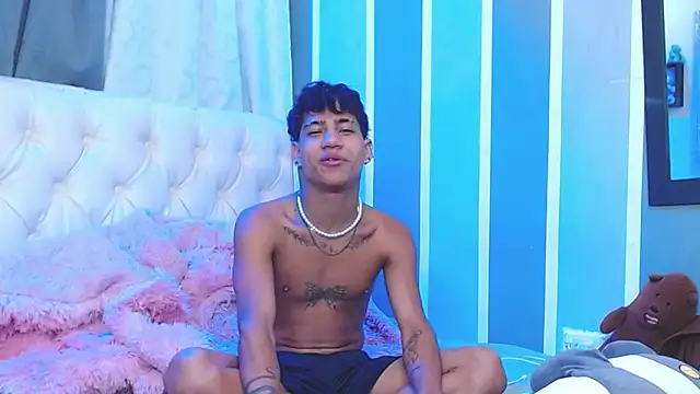 Sexys Boys Hot1 online show from 15, 1, 2025