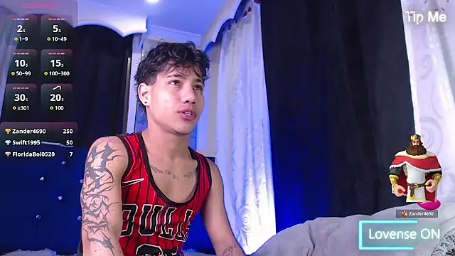 Sexys Boys Hot1 online show from 12, 1, 2026