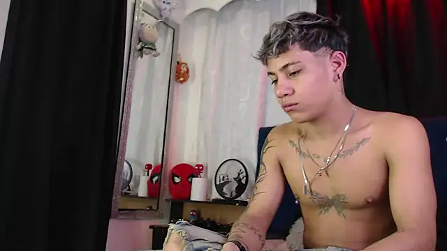 Snapshot of Sexys_Boys_Hot1 chatting on 20, 6, 2026 Sexys Boys Hot1 online show from 20, 6, 2026
