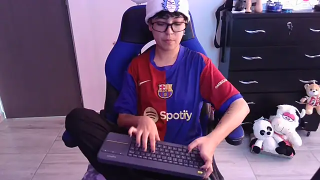 thomascooper7 online show from 16, 12, 2025