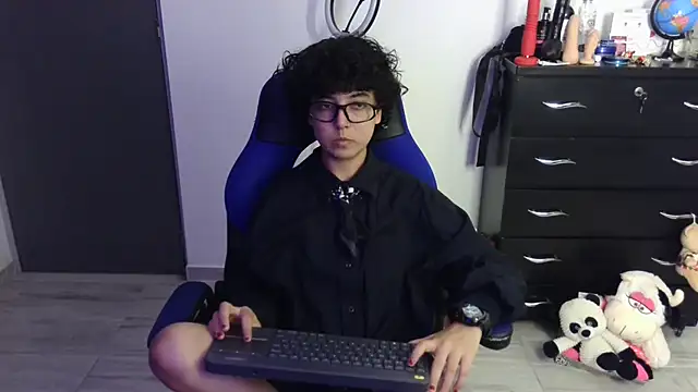 thomascooper7 online show from 6, 4, 2026