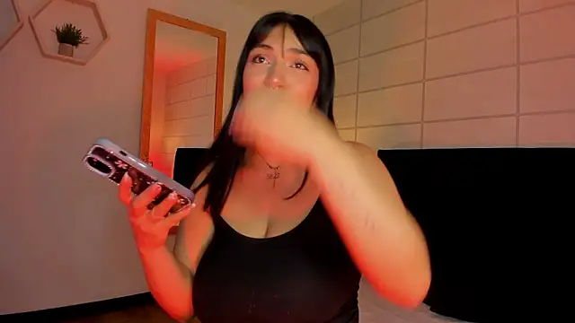 Christine Laam online show from 3, 2, 2026