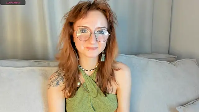 Snapshot of OraCarvin chatting on 3, 12, 2024 OraCarvin online show from 3, 12, 2024
