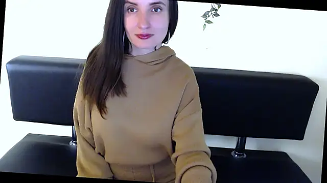Snapshot of LaimaV_ chatting on 28, 4, 2026 LaimaV online show from 28, 4, 2026