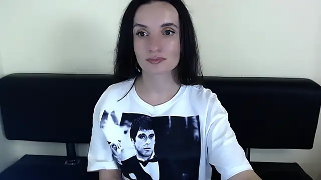 Snapshot of LaimaV_ chatting on 3, 7, 2026 LaimaV online show from 3, 7, 2026