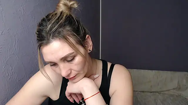 sexy lady online show from 6, 3, 2025