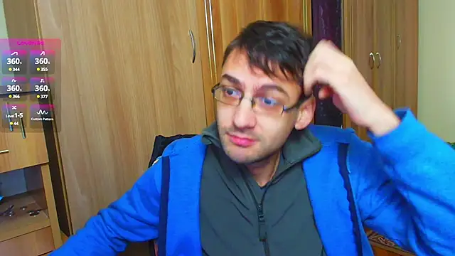 Snapshot of HungEddy chatting on 25, 12, 2024 HungEddy online show from 25, 12, 2024