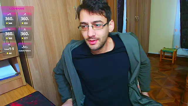 Snapshot of HungEddy chatting on 9, 1, 2025 HungEddy online show from 9, 1, 2025