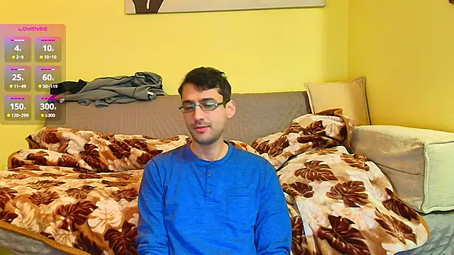 Snapshot of HungEddy chatting on 25, 2, 2025 HungEddy online show from 25, 2, 2025