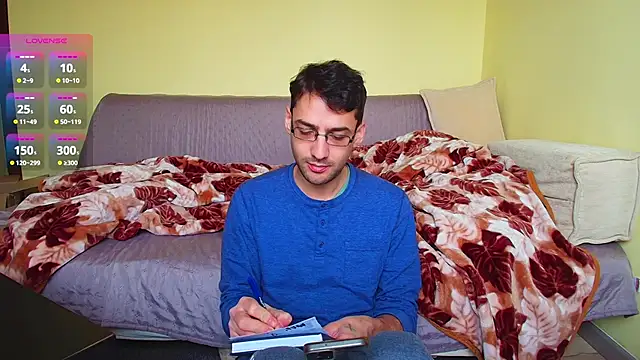 Snapshot of HungEddy chatting on 26, 2, 2025 HungEddy online show from 26, 2, 2025