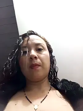 Snapshot of RenataSexy_ chatting on 28, 1, 2025 RenataSexy online show from 28, 1, 2025