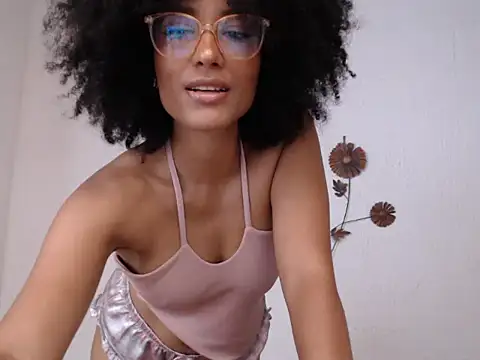 Snapshot of violettamartins chatting on 24, 6, 2026 violettamartins online show from 24, 6, 2026
