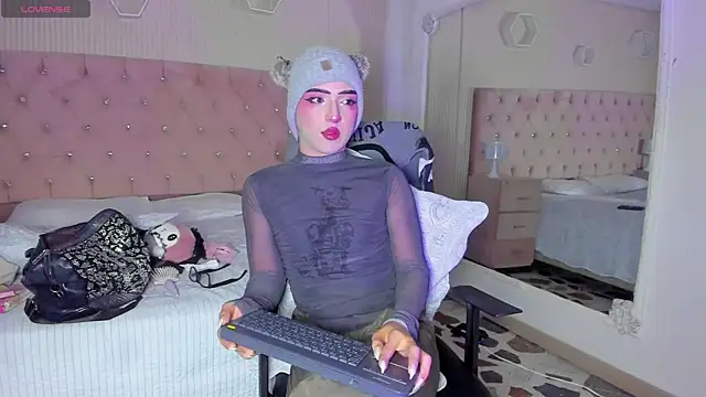 melodybonss  online show from 9, 11, 2025