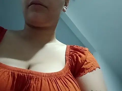 scarlett diamond11 online show from 18, 1, 2026