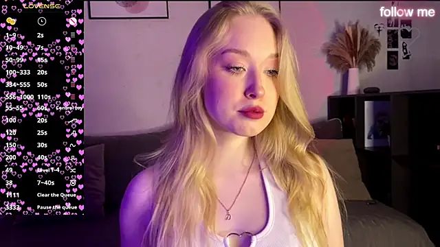 SweetDarcy online show from 28, 9, 2025