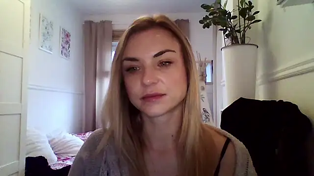 ashley xlove online show from 15, 12, 2025