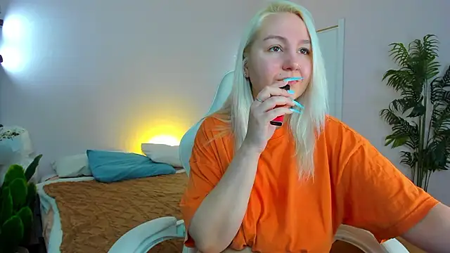 Snapshot of Debbie_Taylor chatting on 24, 2, 2026 Debbie Taylor online show from 24, 2, 2026