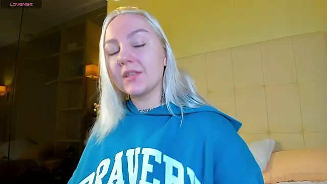 Snapshot of Debbie_Taylor chatting on 27, 2, 2026 Debbie Taylor online show from 27, 2, 2026