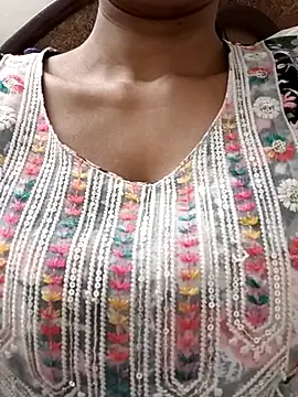 Rajni-Mehra online show from 5, 3, 2025