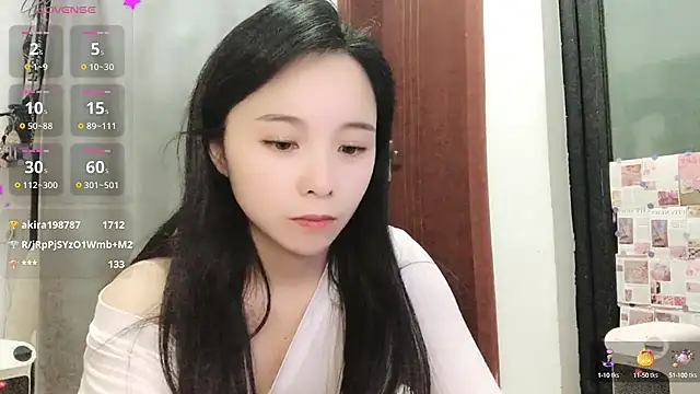Snapshot of QQ88-99 chatting on 5, 2, 2025 QQ88-99 online show from 5, 2, 2025