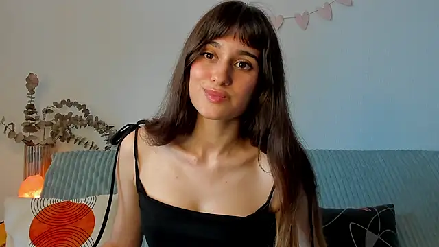 erika hoiree online show from 21, 9, 2025