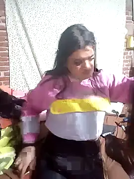 yovana13 online show from 7, 11, 2025