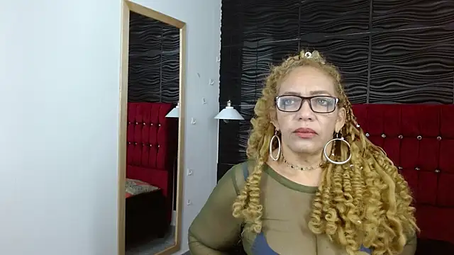 Snapshot of PervertedMature chatting on 12, 1, 2025 PervertedMature online show from 12, 1, 2025