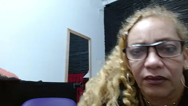 Snapshot of PervertedMature chatting on 15, 1, 2025 PervertedMature online show from 15, 1, 2025