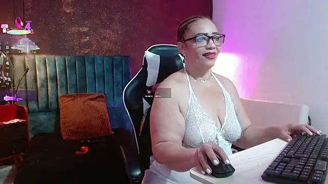 Snapshot of PervertedMature chatting on 20, 9, 2025 PervertedMature online show from 20, 9, 2025