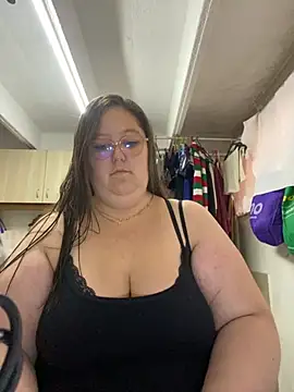 Chloee ep online show from 19, 9, 2025