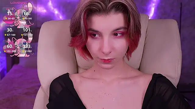 HaylaAmber online show from 2, 3, 2025