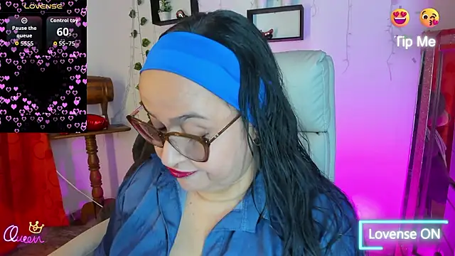 Gia Nahomi online show from 12, 3, 2026