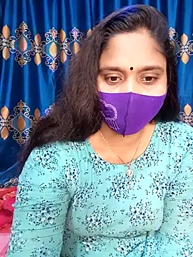 Hot Maleka online show from 7, 3, 2025