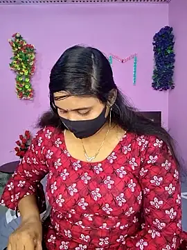 Hot Maleka online show from 10, 11, 2025