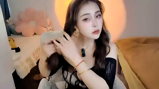 Ailisha66 online show from 5, 3, 2025