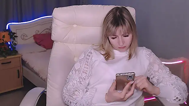 Snapshot of Incredible_Ariela chatting on 18, 12, 2024 Incredible Ariela online show from 18, 12, 2024