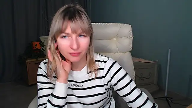 Snapshot of Incredible_Ariela chatting on 22, 12, 2024 Incredible Ariela online show from 22, 12, 2024