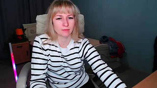 Snapshot of Incredible_Ariela chatting on 18, 1, 2025 Incredible Ariela online show from 18, 1, 2025