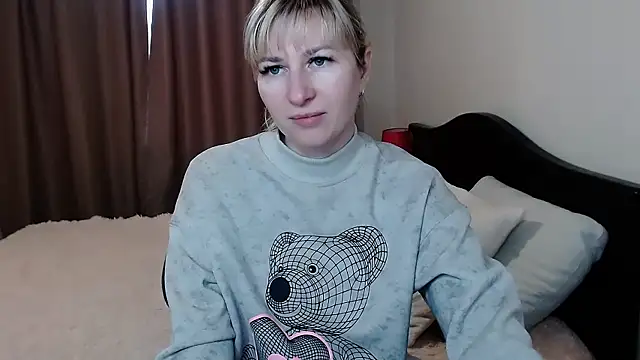 Snapshot of Incredible_Ariela chatting on 9, 2, 2025 Incredible Ariela online show from 9, 2, 2025