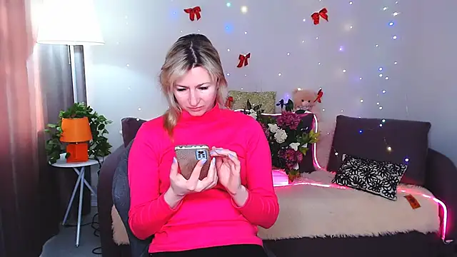 Snapshot of Incredible_Ariela chatting on 20, 2, 2025 Incredible Ariela online show from 20, 2, 2025